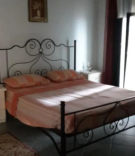 Alojamento de Acomodação e Pequeno-almoço Casa Dei Mille Pizzo (Calabria)